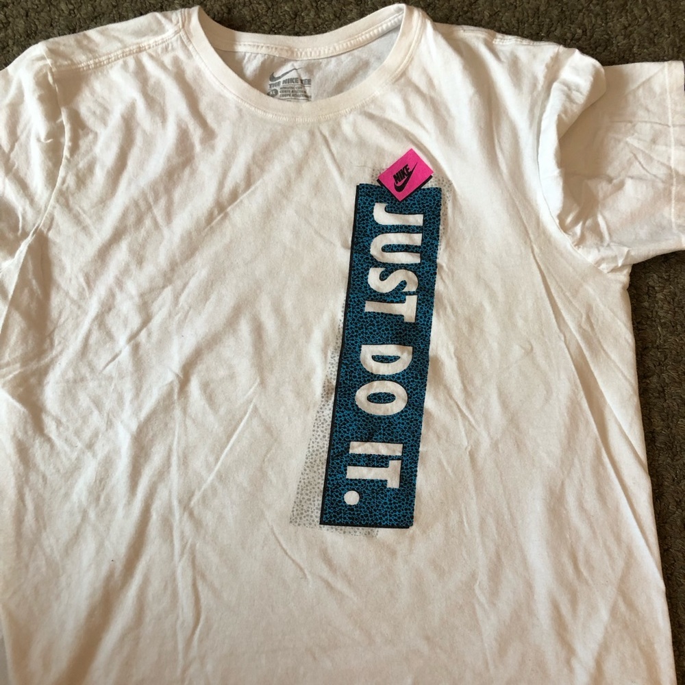 Nike T-shirt
